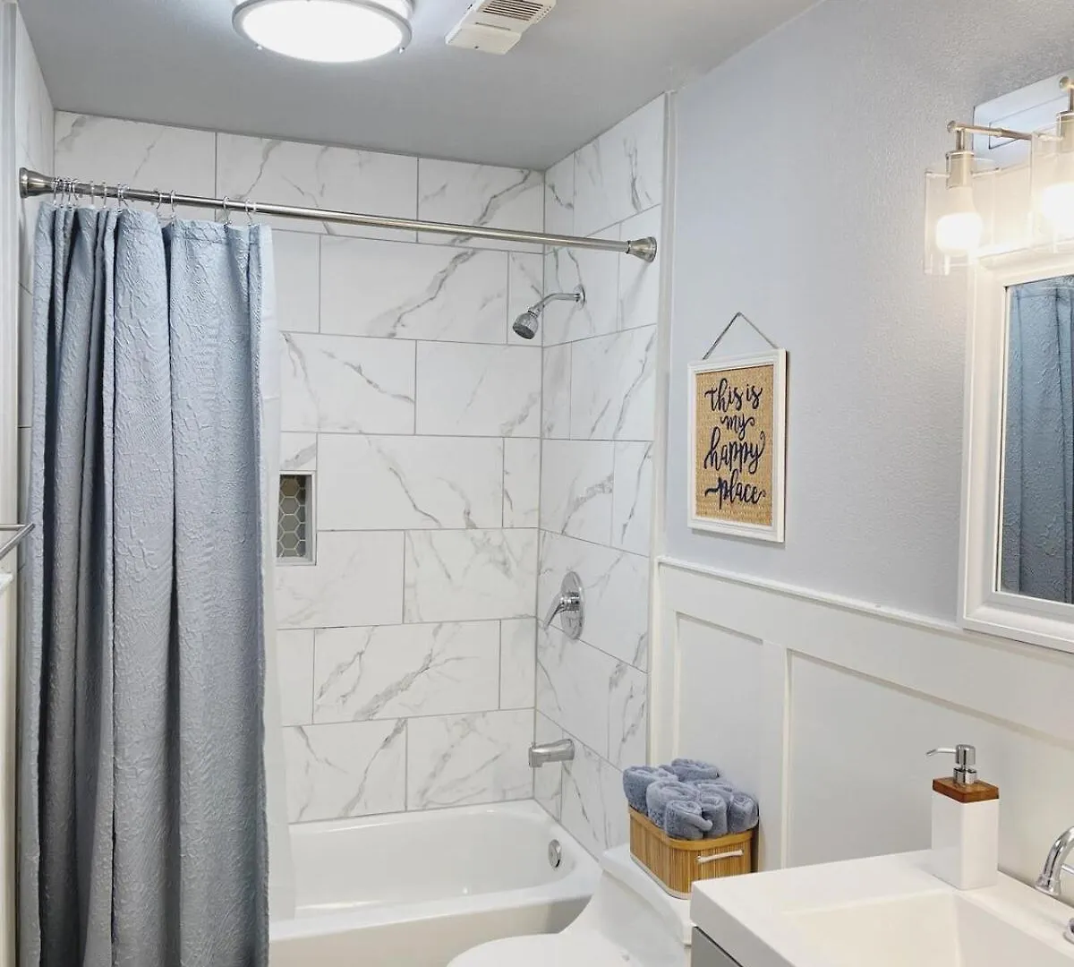 Bright & Quiet 1-bed With Balcony Apartament *