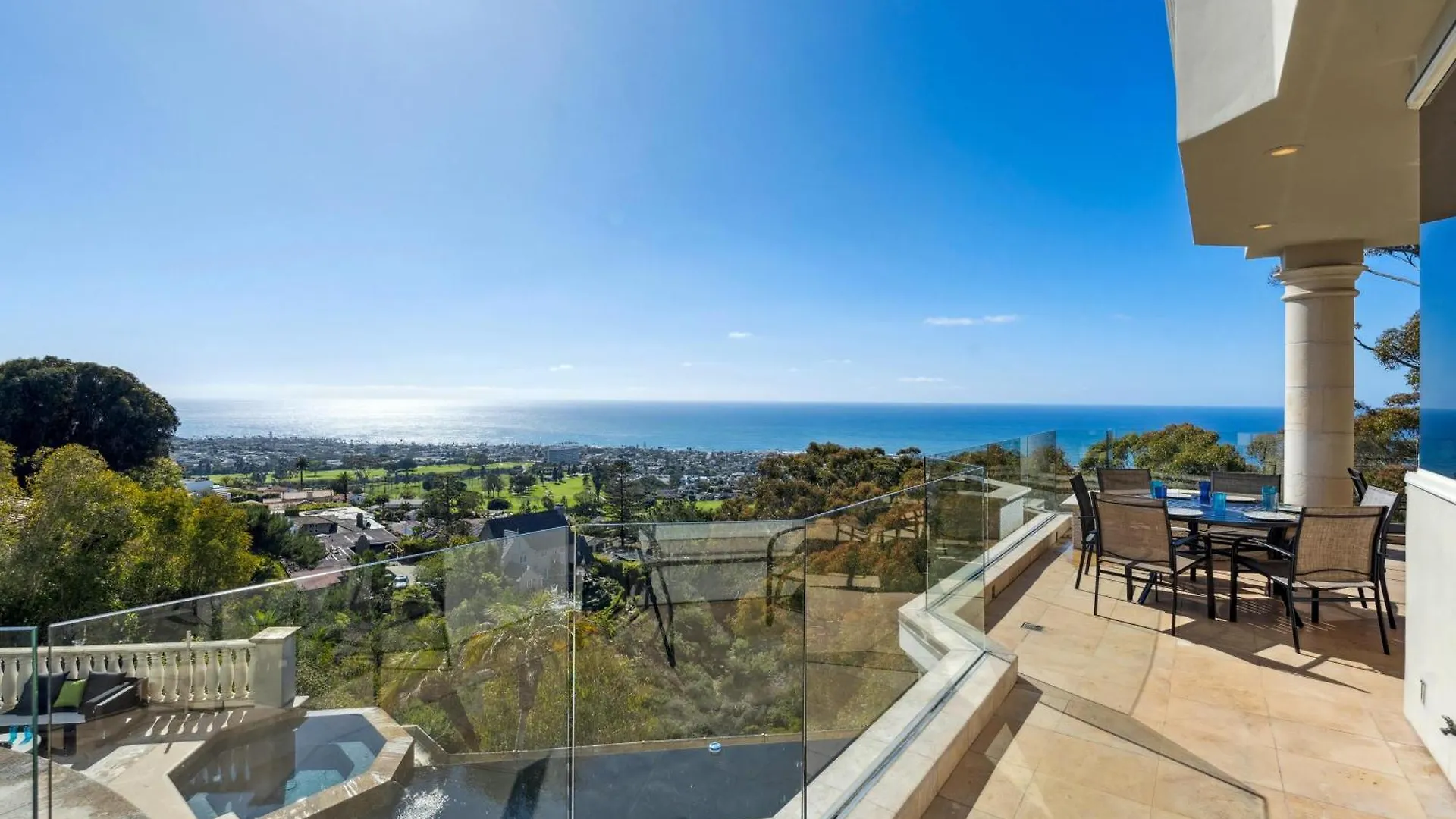 Seascape Estate Holiday home