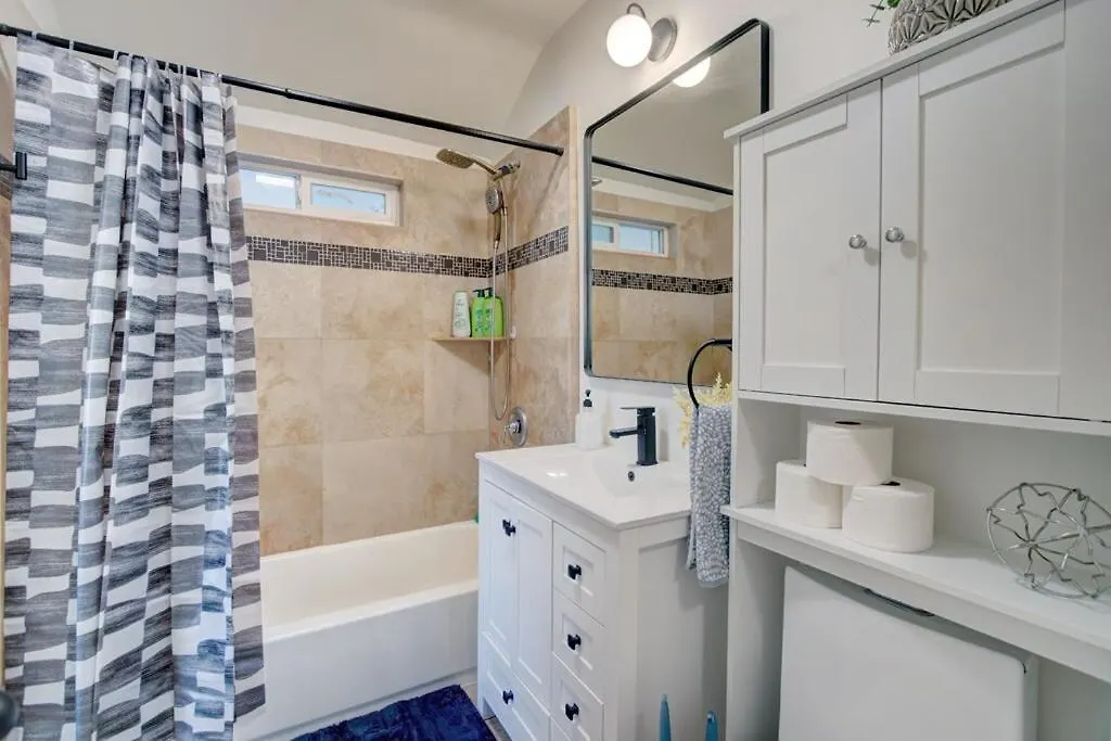 Historic Barrio Logan Holiday home *