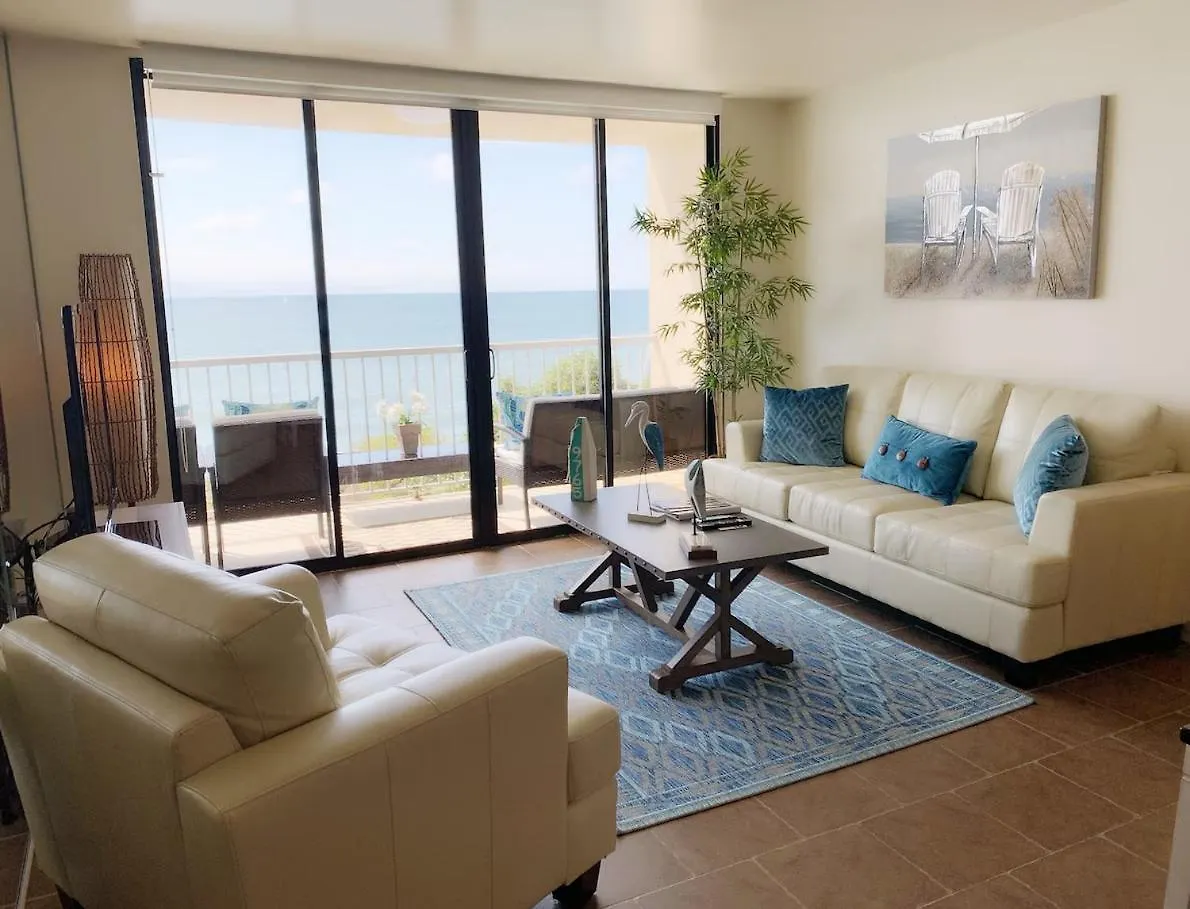 Apartment Sunset Cliffs Oceanfront Oasis, - Stunning Views & Ocean Sounds *