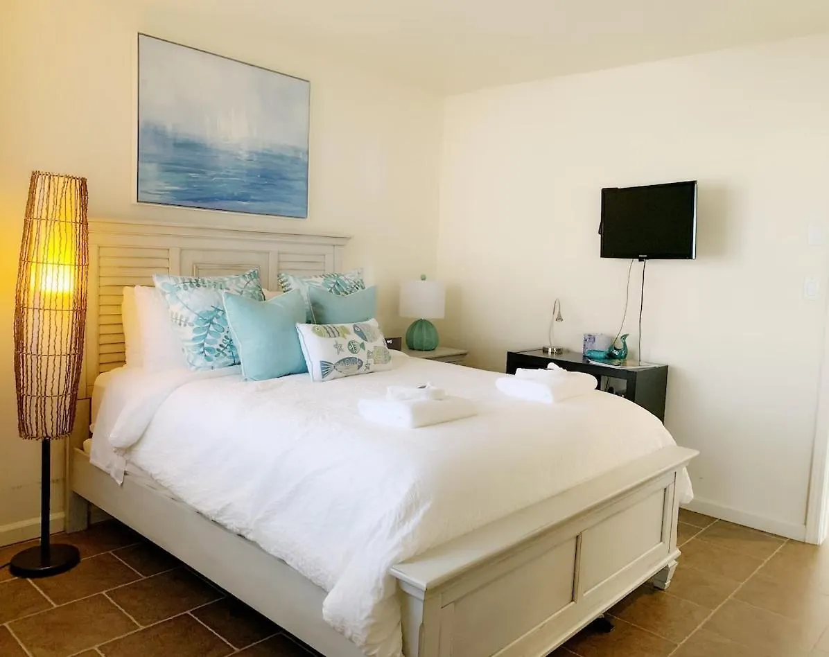 Apartment Sunset Cliffs Oceanfront Oasis, - Stunning Views & Ocean Sounds