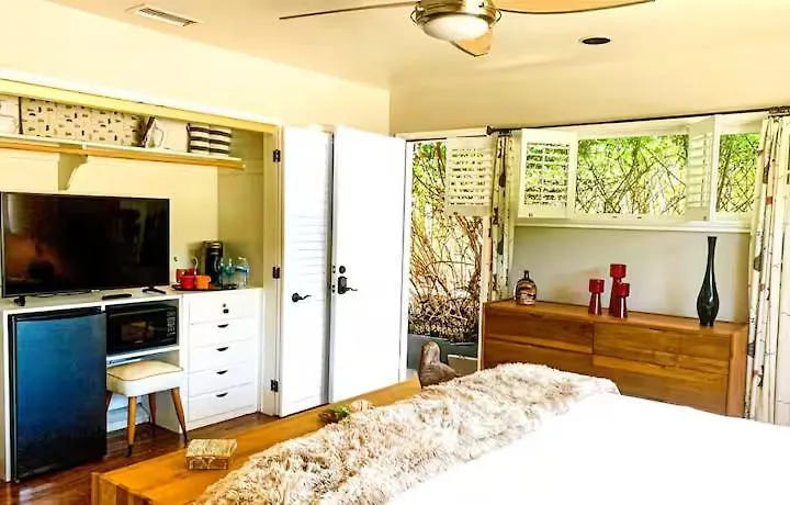Guest house Point Loma Mid-century San Diego