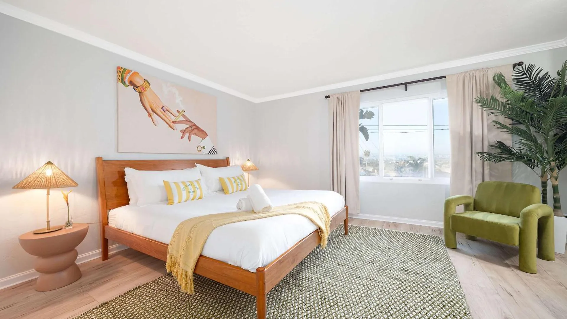 Sunset Balcony Views 1 Mile To 7 Beds * San Diego