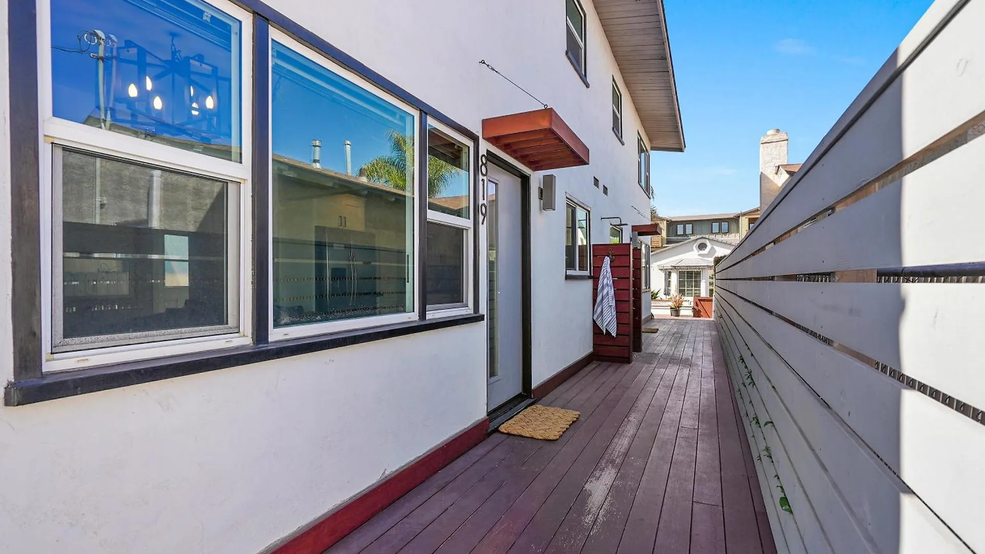 Steps To The With Private Patio Bbq And Fire Pit * San Diego