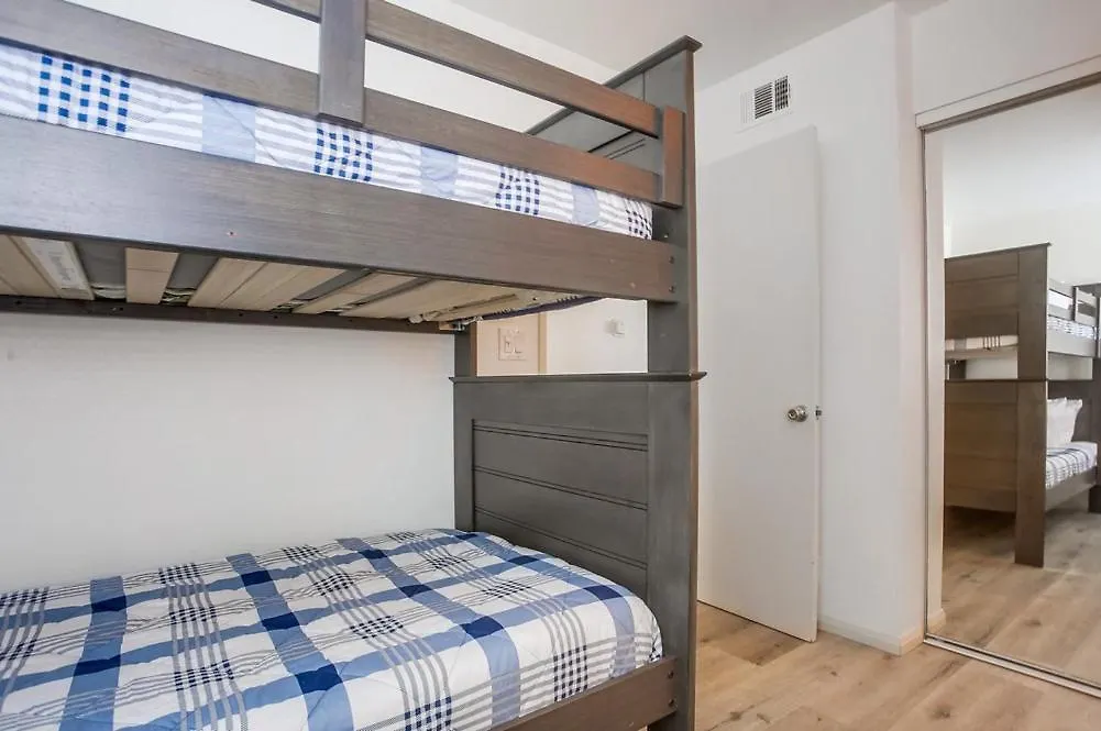 펜션 Manhattan Shores 5 *