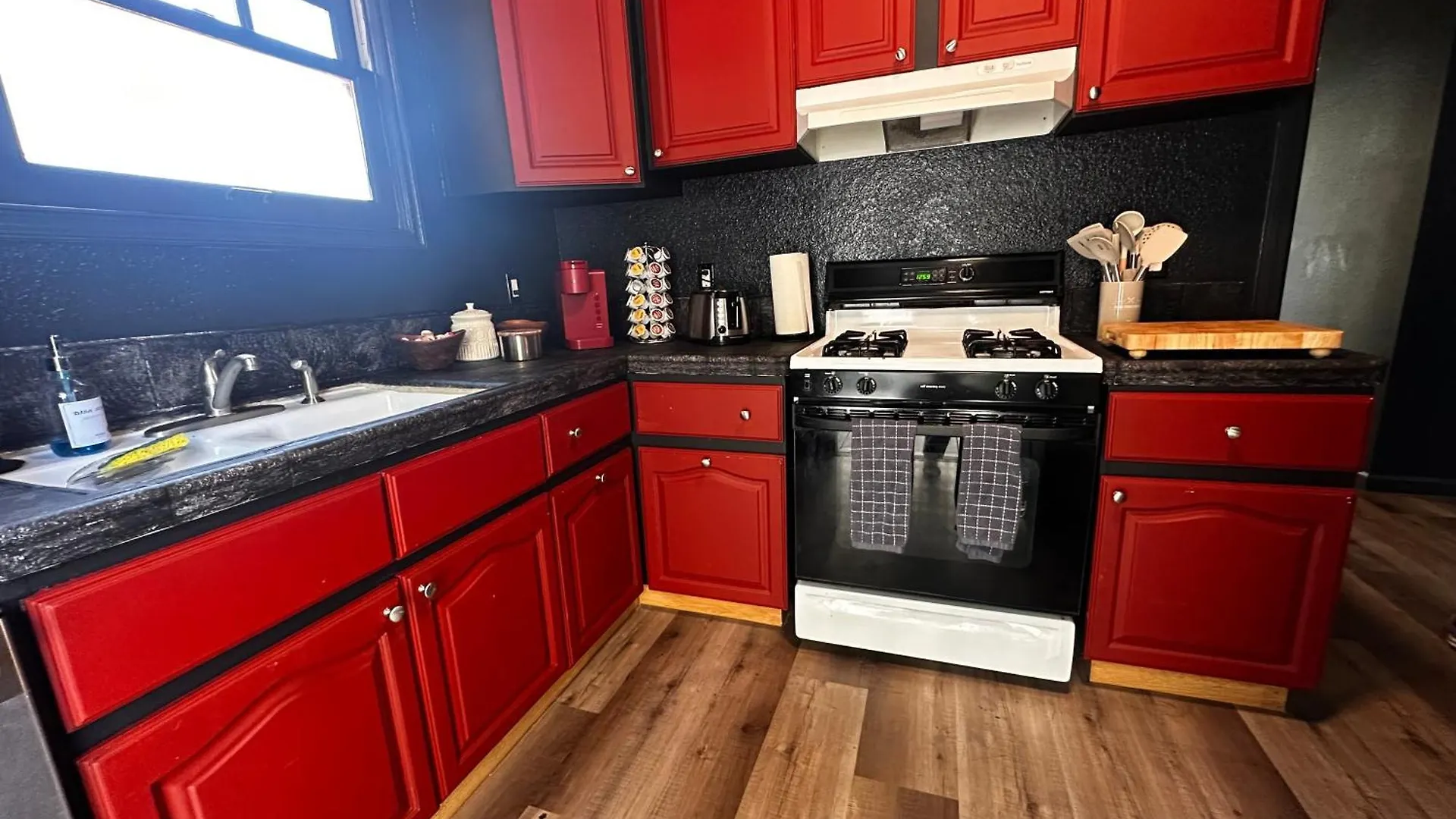 Stylish With Coffee Bar Heart Of Sd Homestay