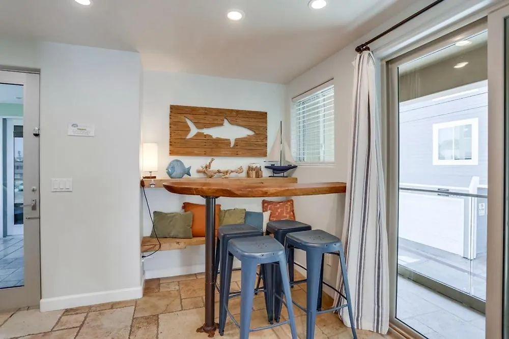 Ocean Breeze 1 San Diego