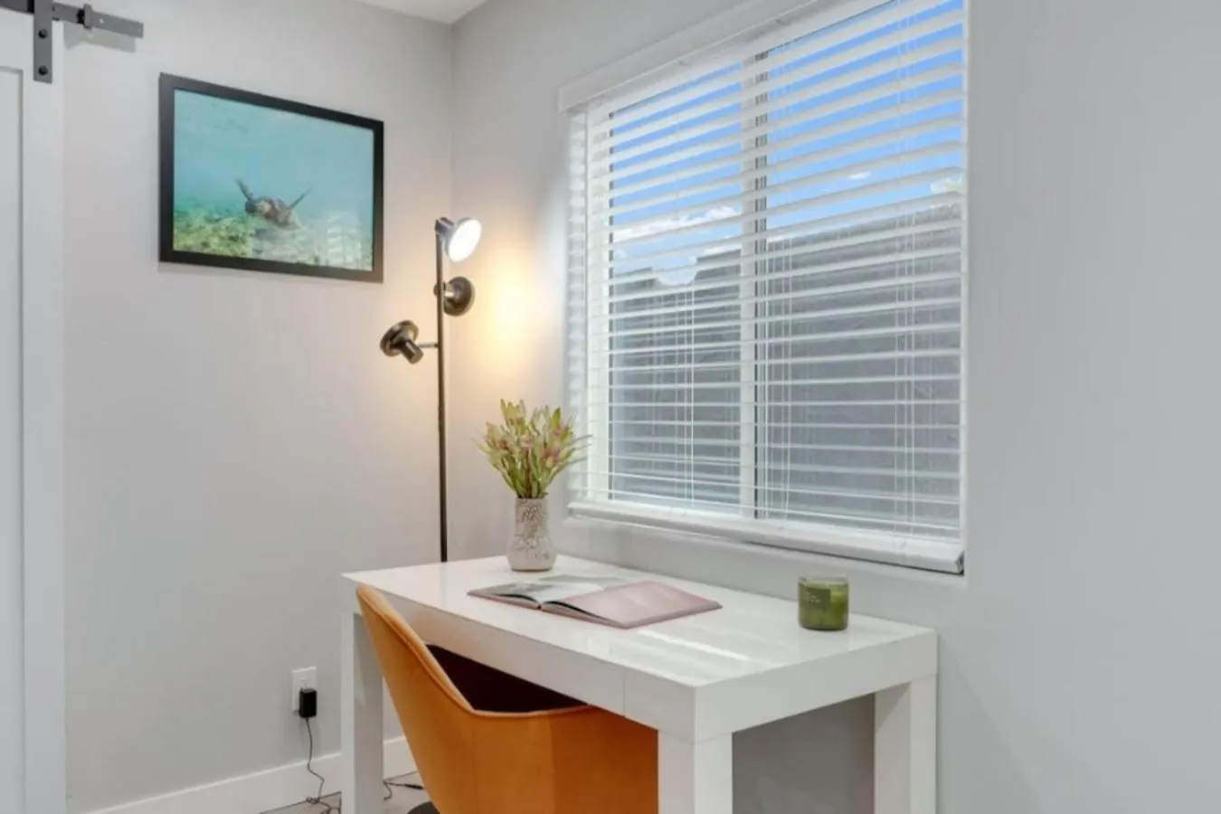 5 Units Allows 26 Guests Heated Pool Option And San Diego