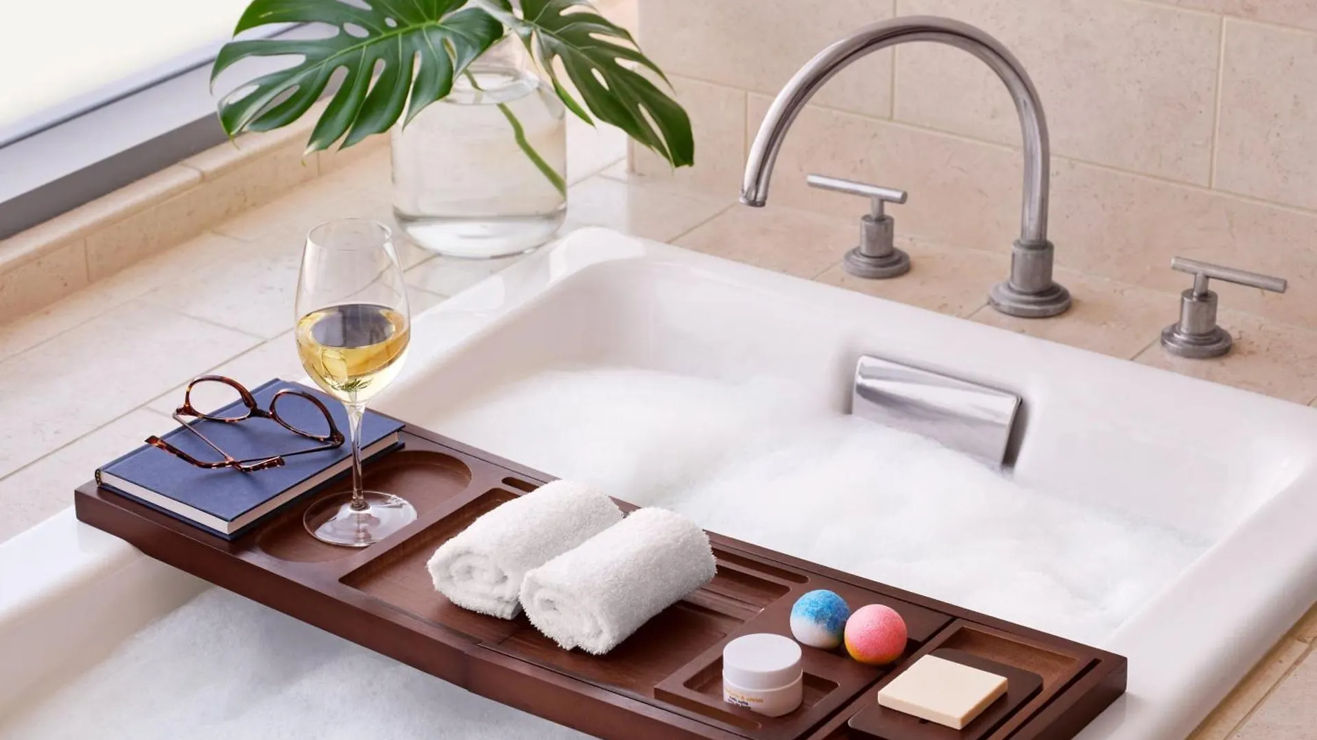 Alma Downtown, A Tribute Portfolio Hotel 4*