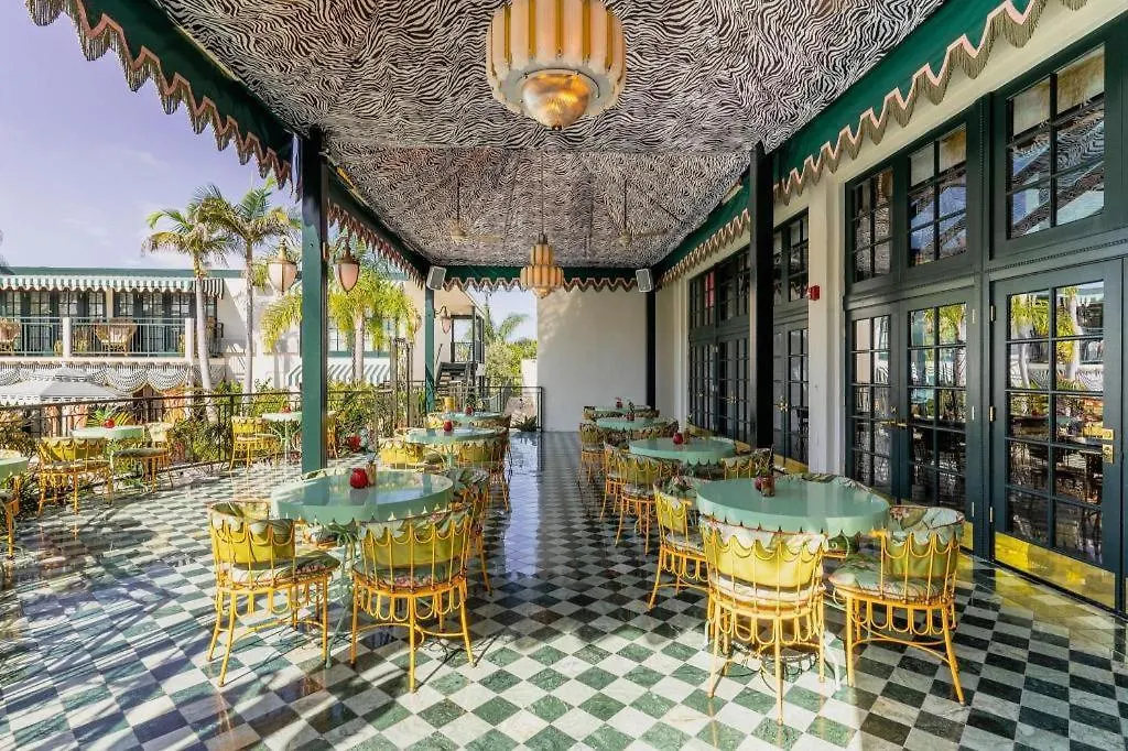 The Lafayette Hotel, Swim Club & Hotel 3*