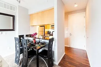 Corporate Suites In Downtown 2*