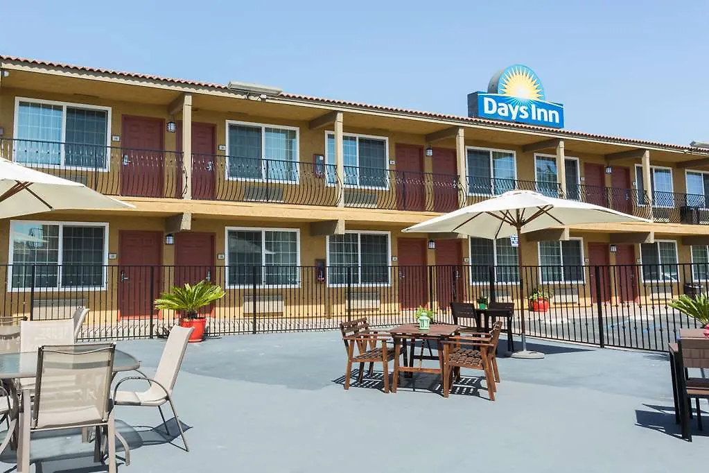 Hotel 6-san Diego, Ca - Southbay