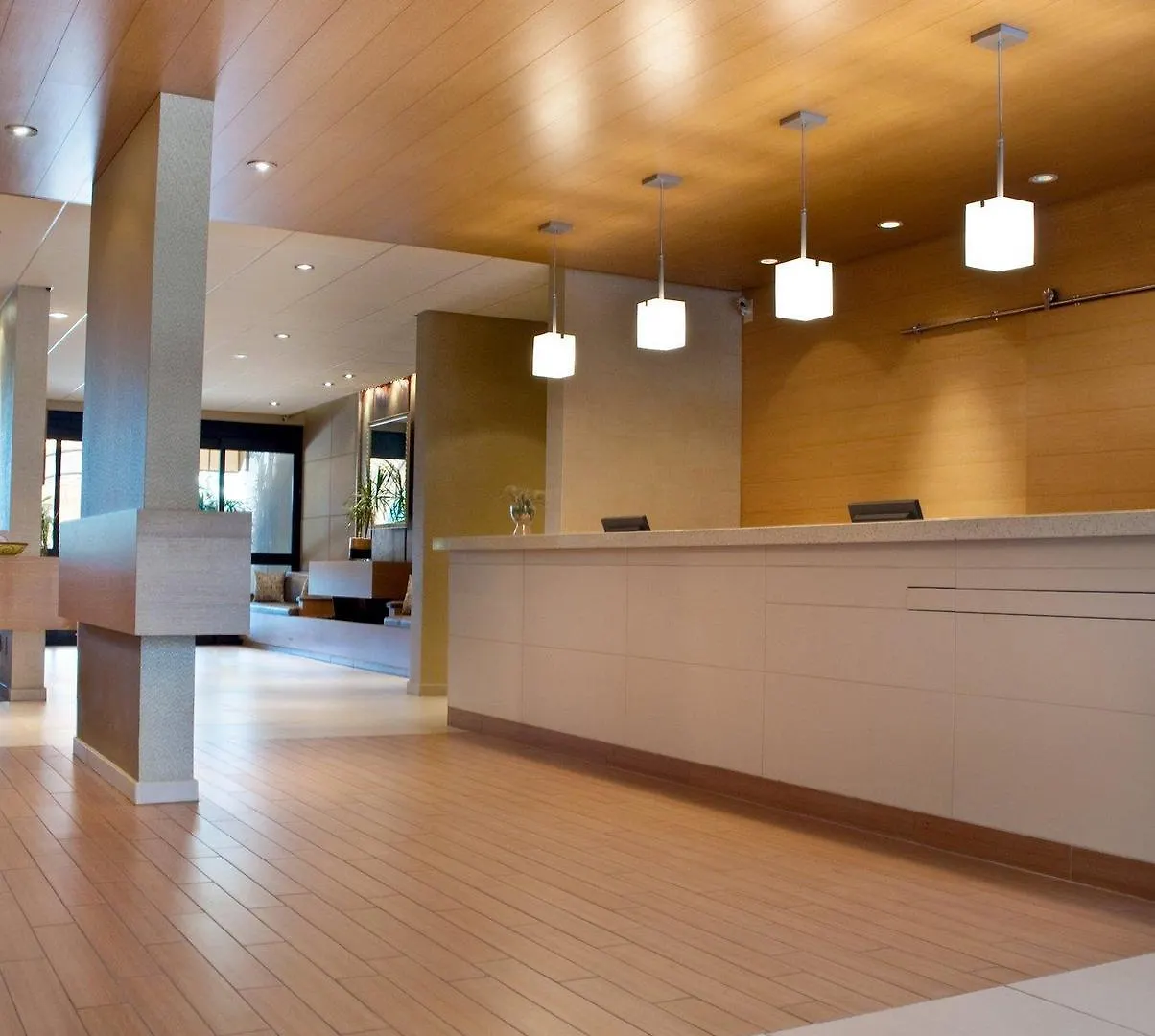 By The Sea, La Jolla Hotel 3*