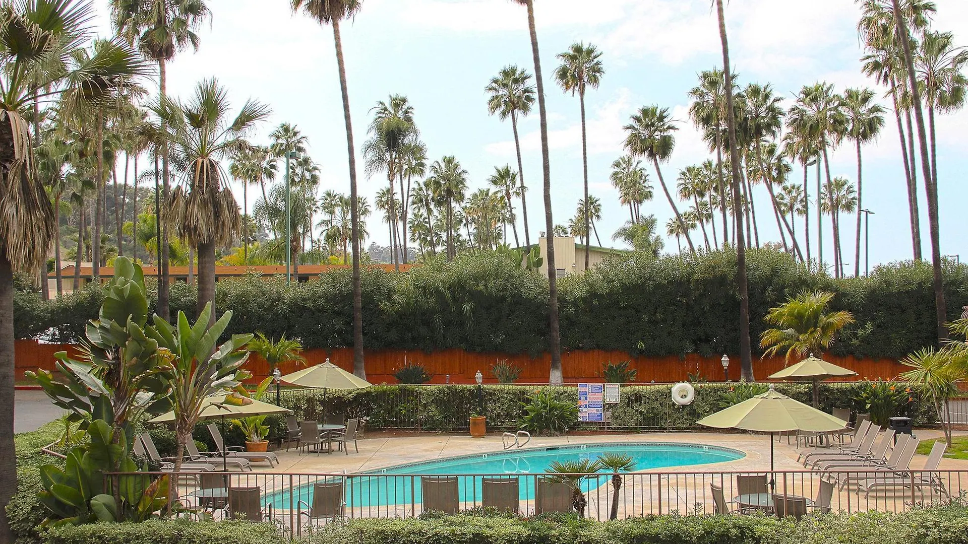 Hotel Iris - Mission Valley-san Diego Zoo-seaworld