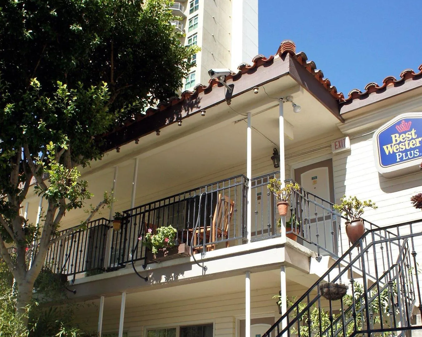 Western Downtown מלון 3*