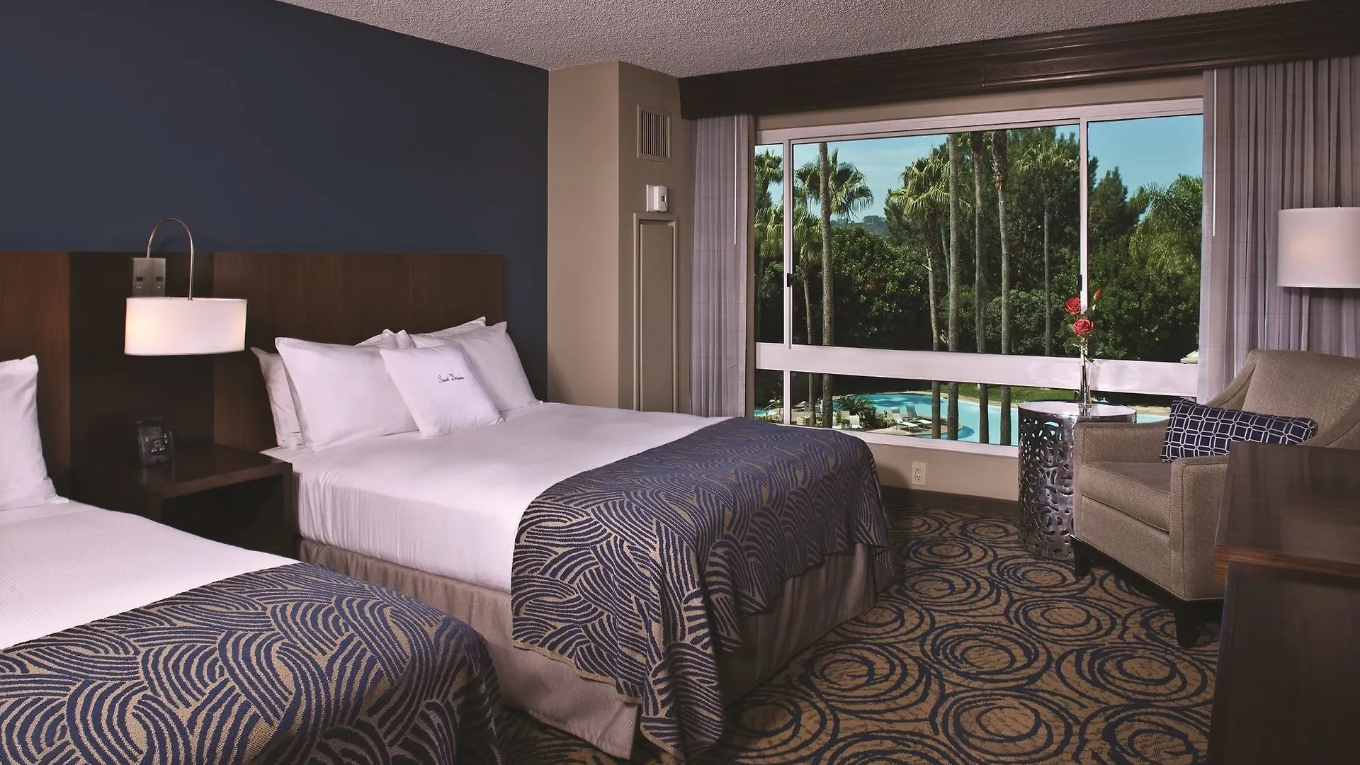 מלון Doubletree By Hilton Del Mar סן דייגו