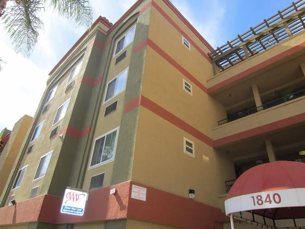 여관 West Park Inn- Extended / Weekly Rates Available