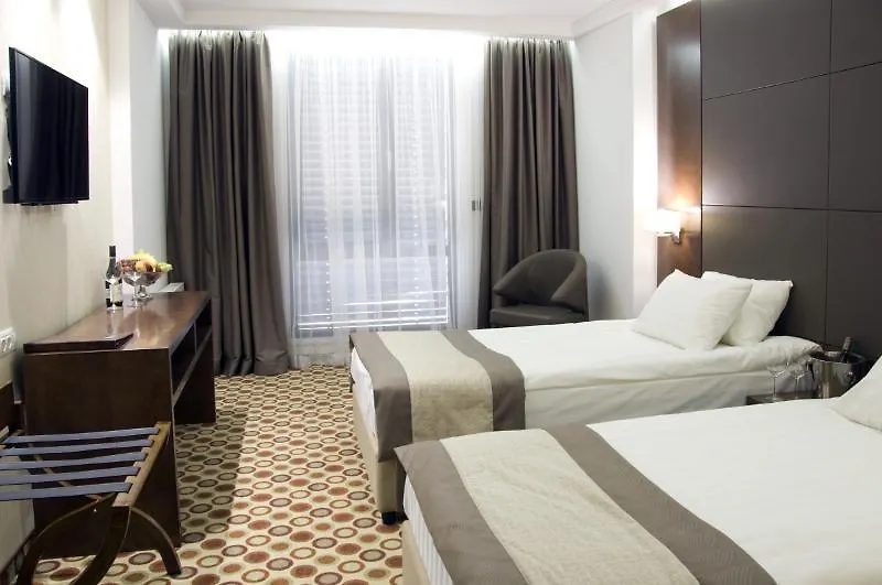 Hotel The Sofia 4*