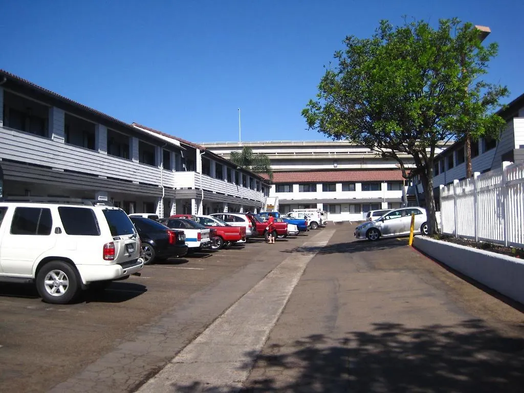 Ez 8 Old Town