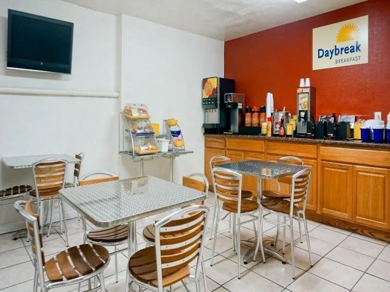 Days By Wyndham Mission Valley-sdsu 2*