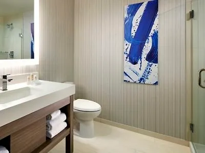 Hotel Homewood By Hilton Downtown/bayside 3*
