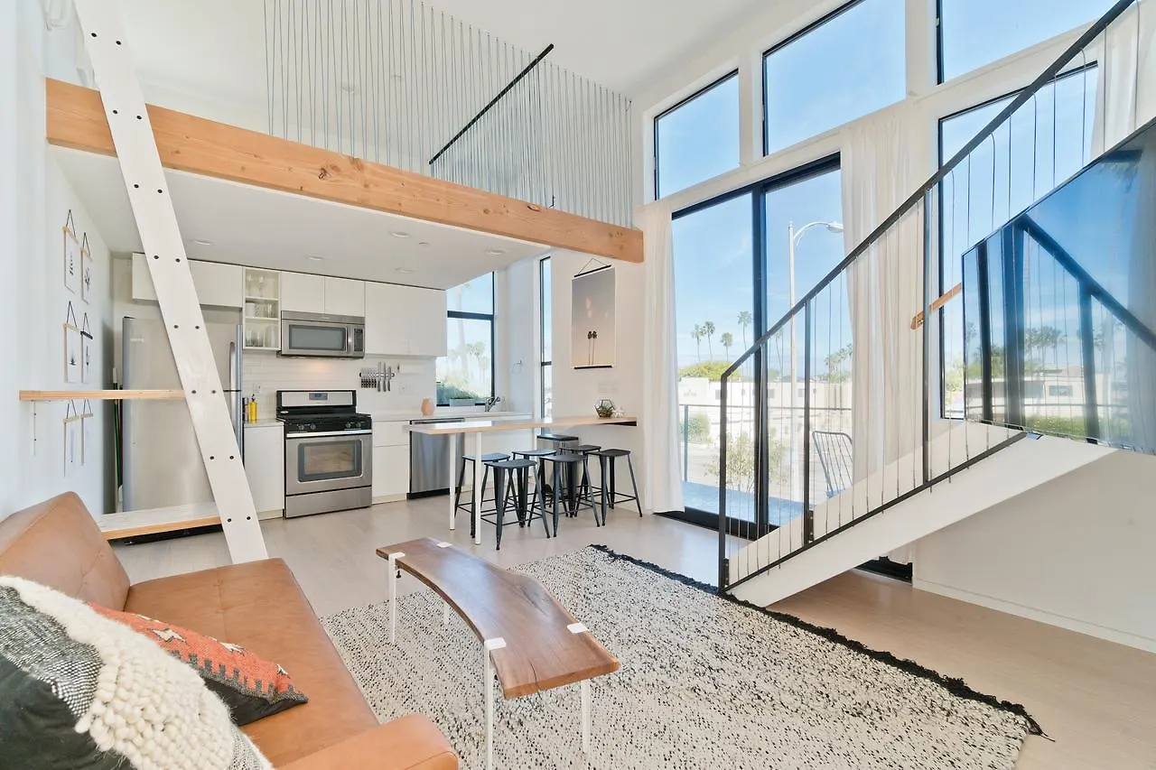 Casa vacanze Modern Steps To The *