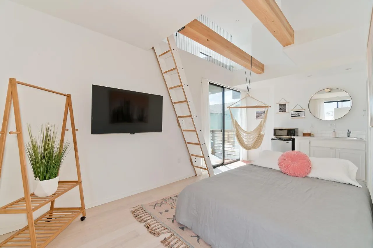 Casa vacanze Modern Steps To The *