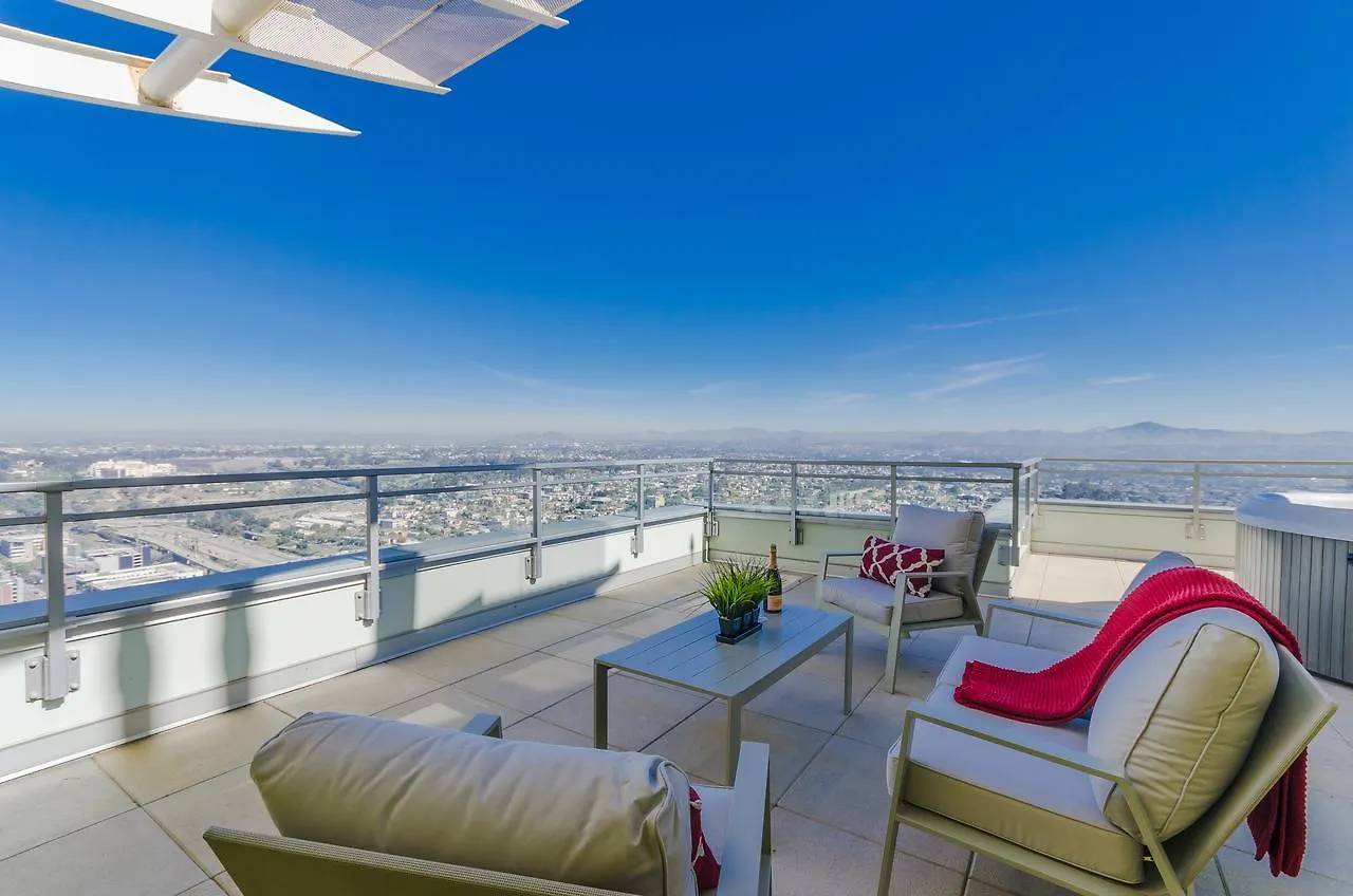 Apartment Downtown 3500sqft Penthouse With Private Rooftop Jacuzzi San Diego