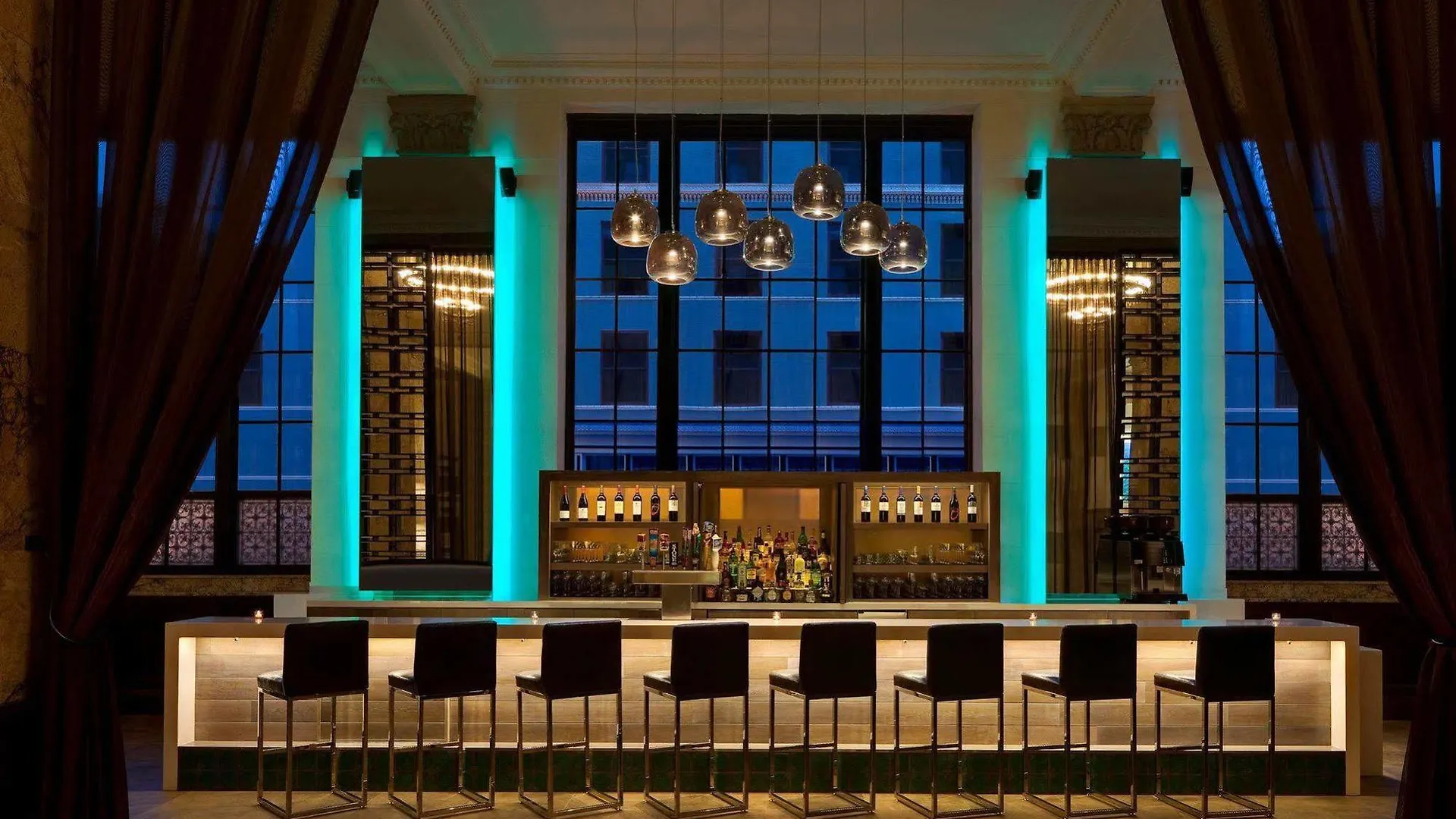 Hotel Courtyard By Marriott Downtown San Diego