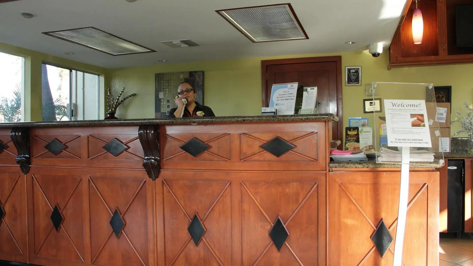 Hotel Iris - Mission Valley-san Diego Zoo-seaworld