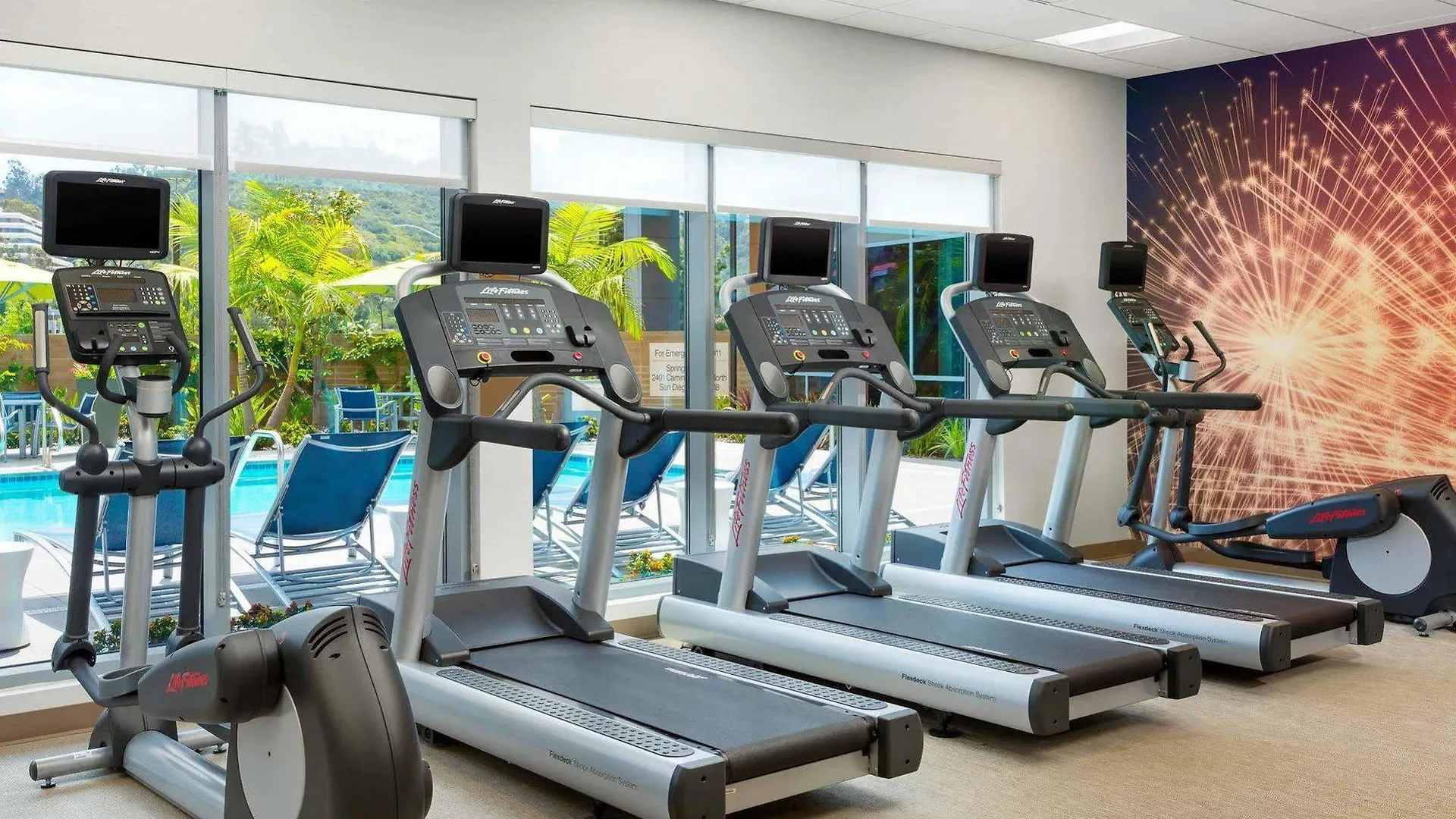 Springhill By Marriott Mission Valley Otel 3*