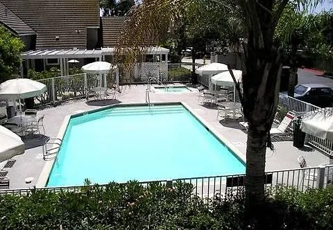 By Marriott Central San Diego