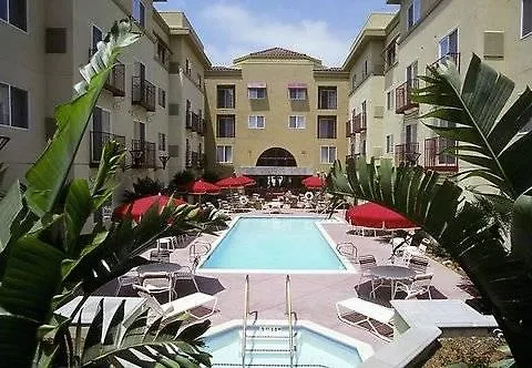 Hotell By Marriott Downtown 3*