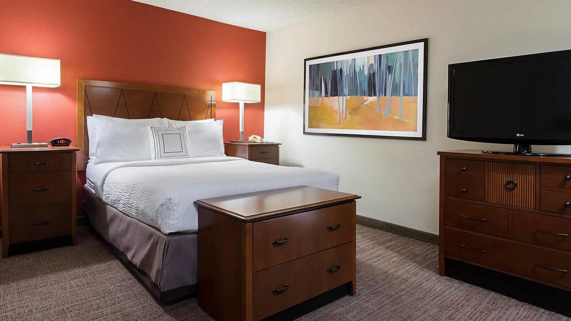Hotel By Marriott Central 3*
