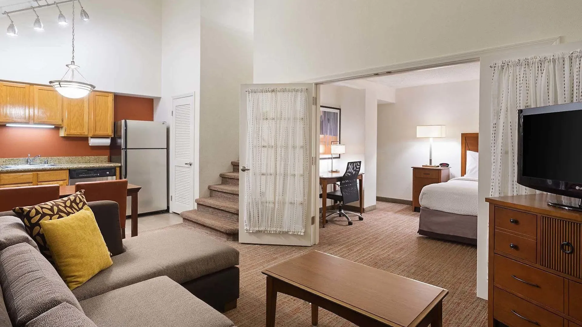 By Marriott Central 3*