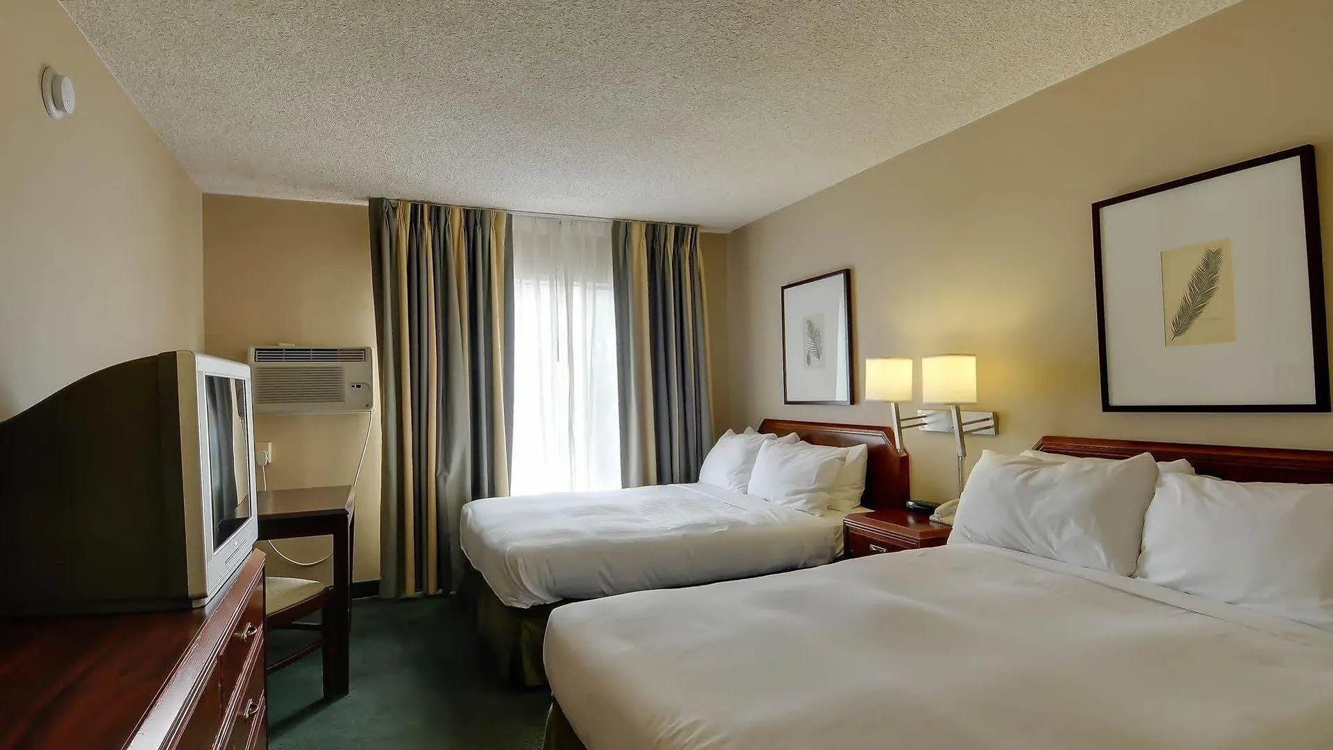 Hotel Sea Harbor - 2*
