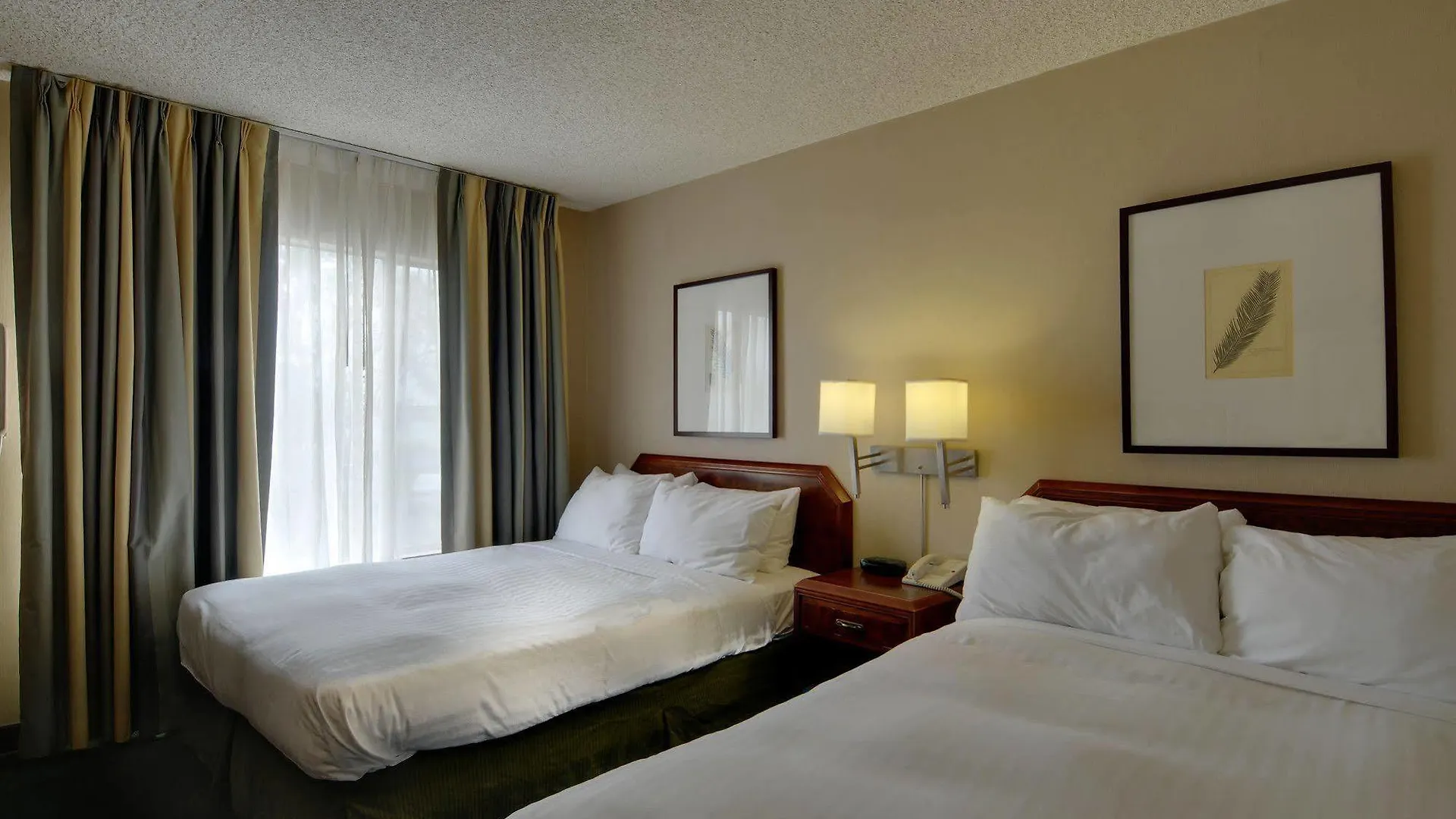 Sea Harbor - Hotel 2*