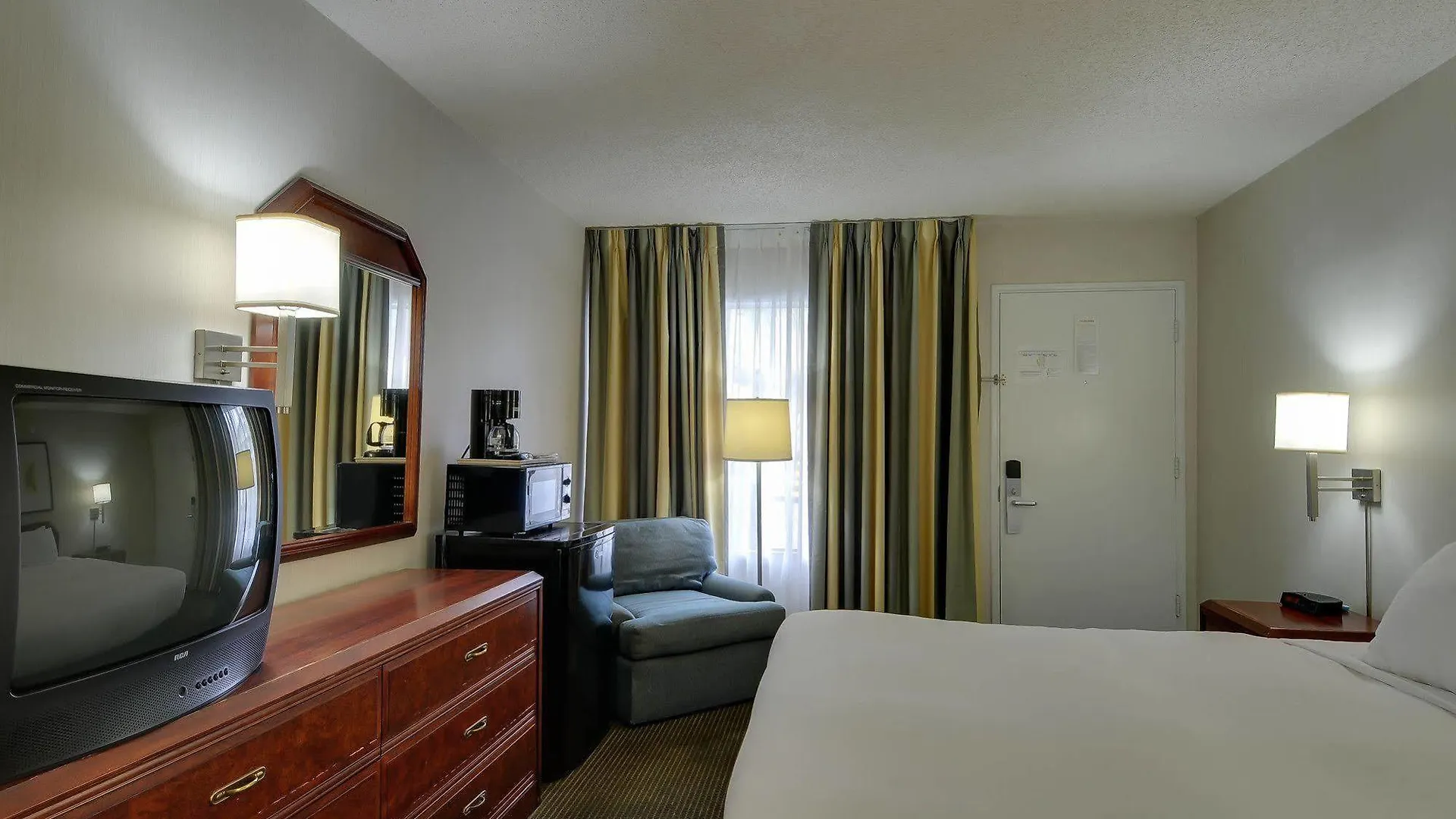 Hotel Sea Harbor -