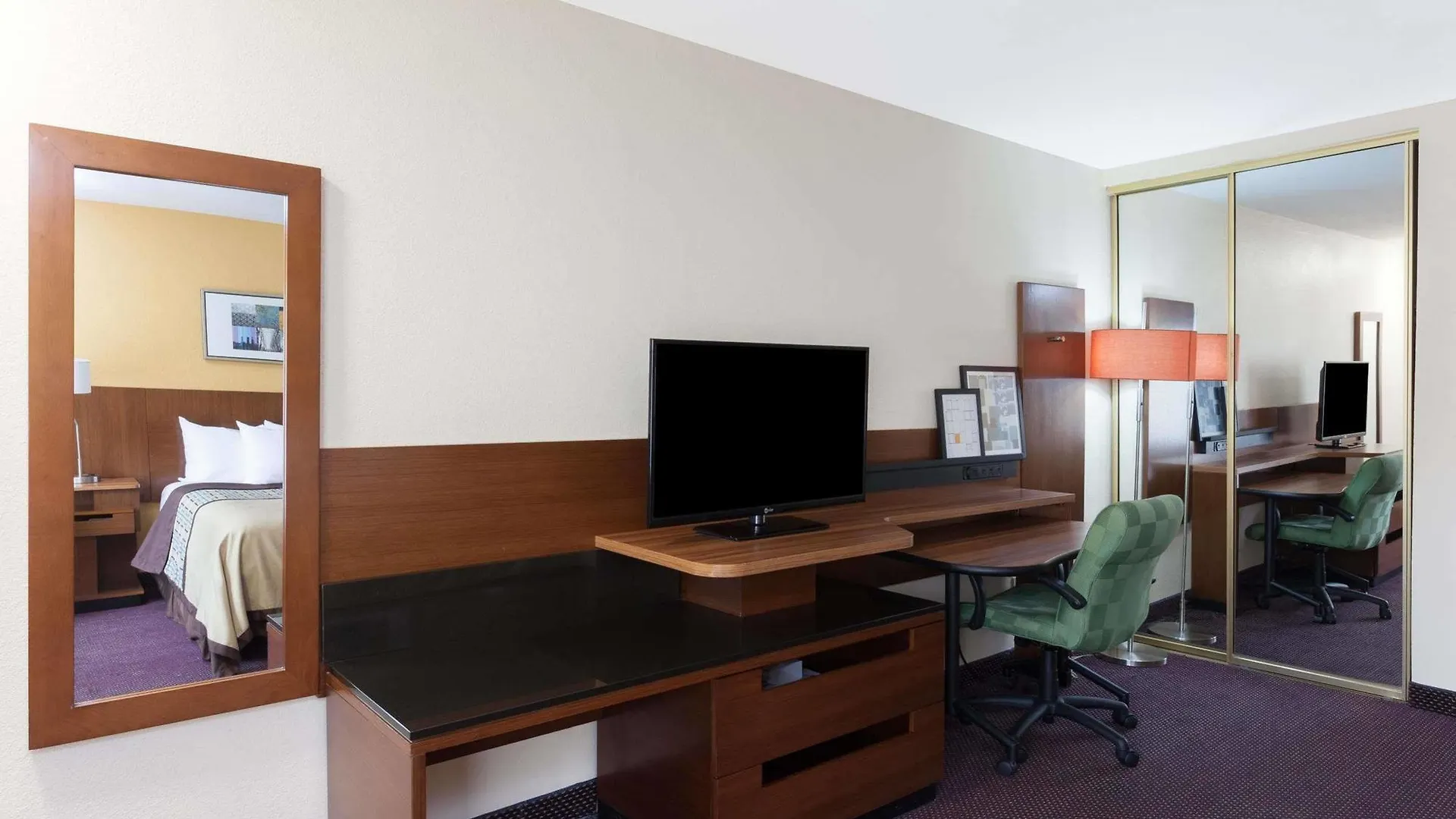 Days By Wyndham Mission Valley-sdsu San Diego