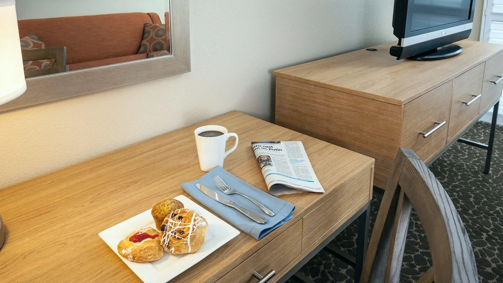Diamond Head Hotel 2*