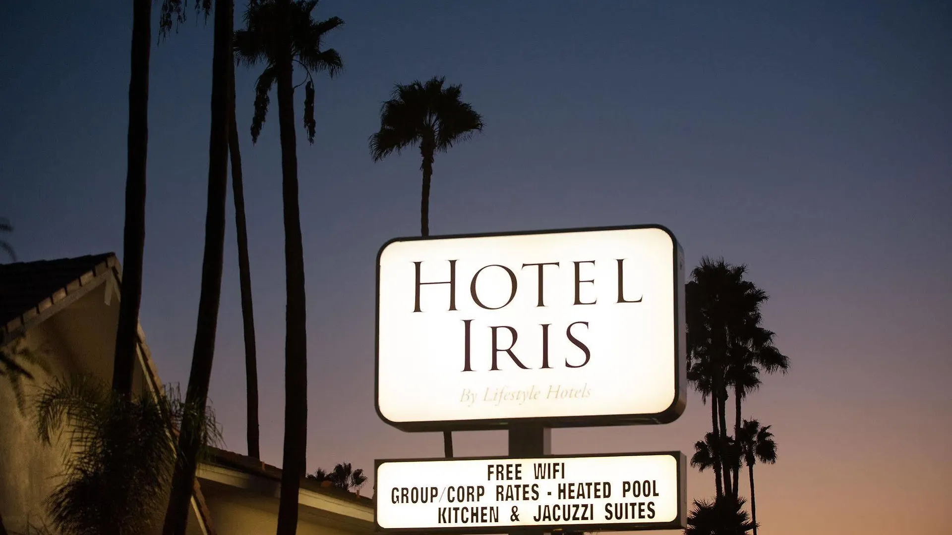 Iris - Mission Valley-san Diego Zoo-seaworld Hotel 2*