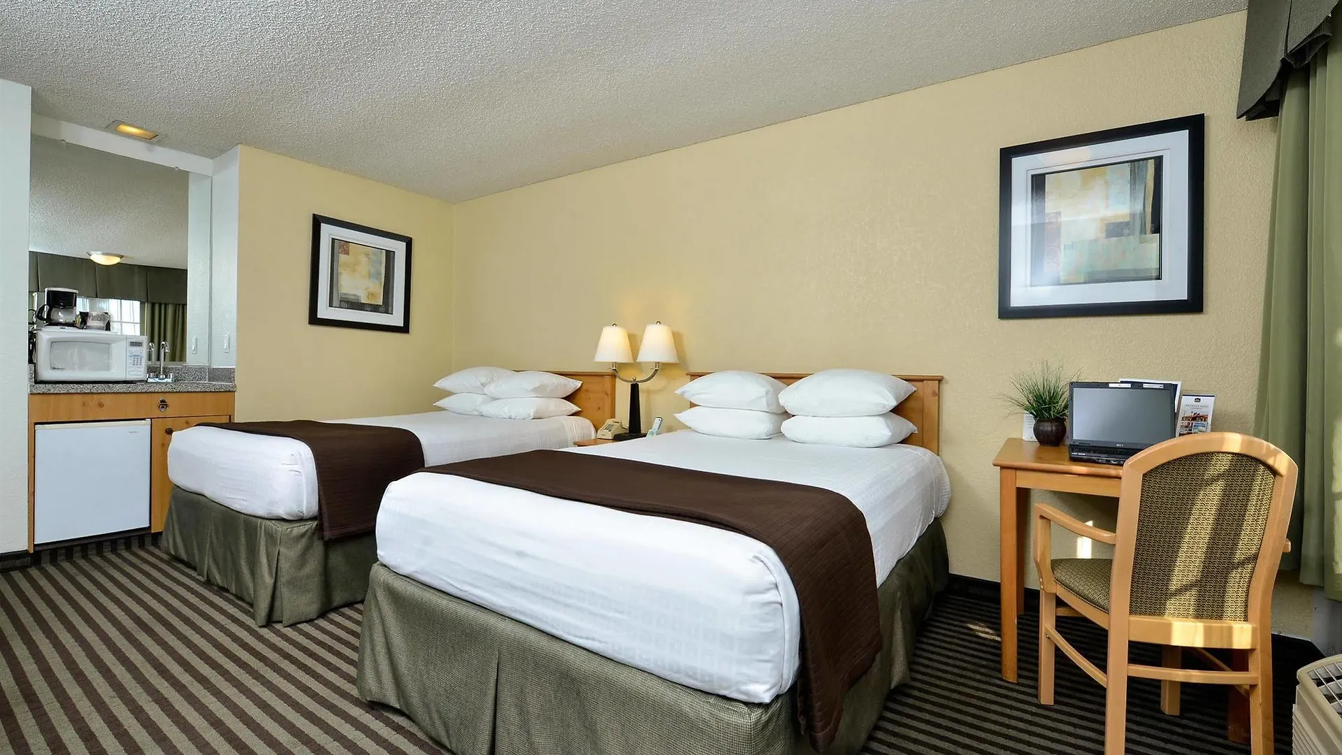 Western Americana Hotel San Diego