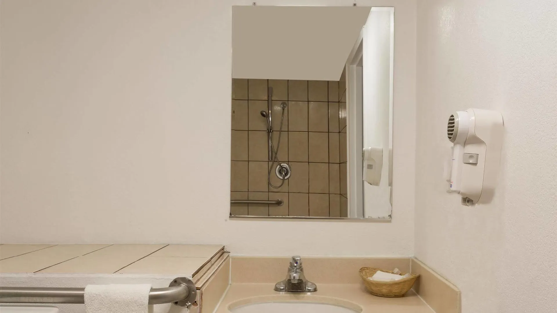 6-san Diego, Ca - Southbay Hotel 2*