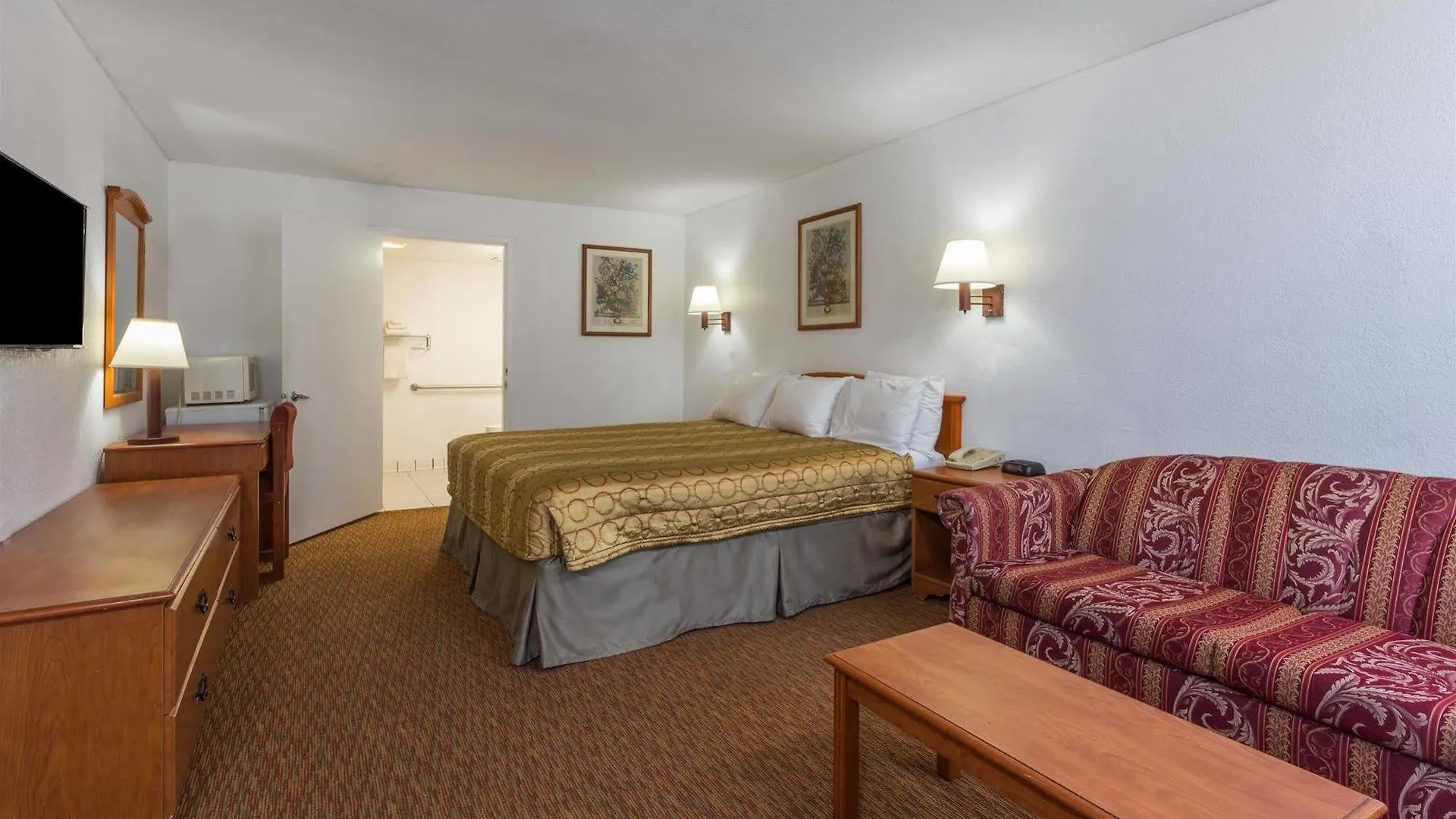 Hotel 6-san Diego, Ca - Southbay 2*