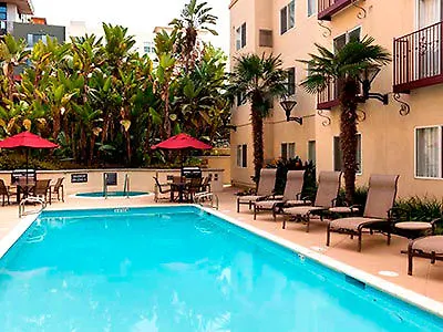 Hotell By Marriott Downtown 3*