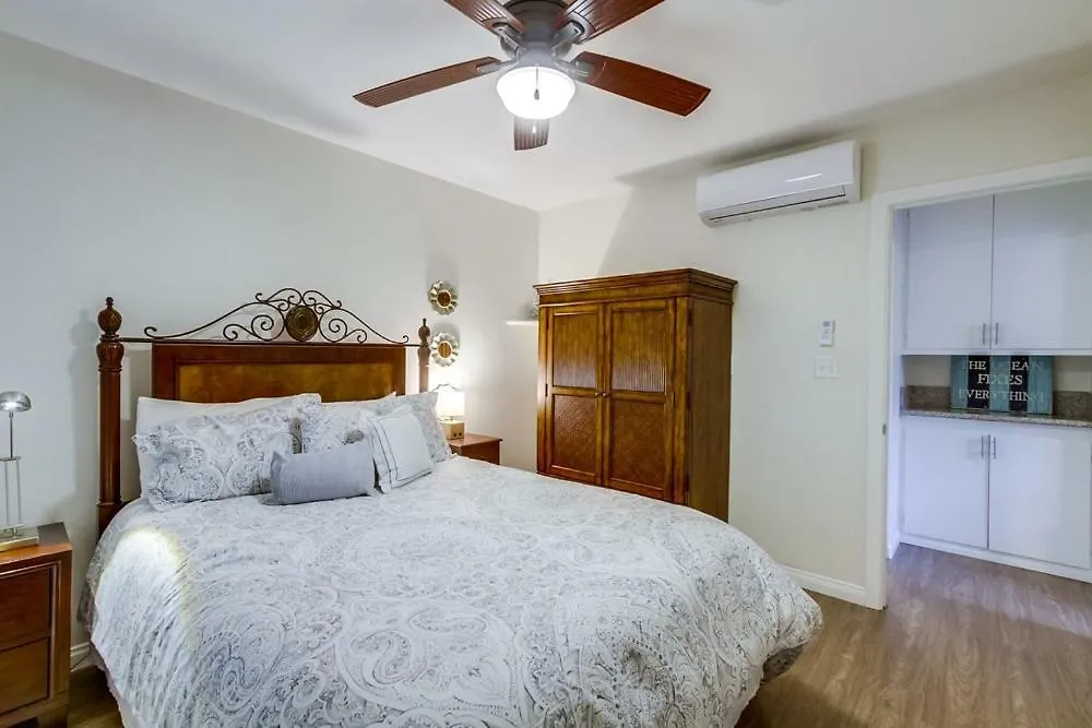 Roxy Beach House 2 Apartment *