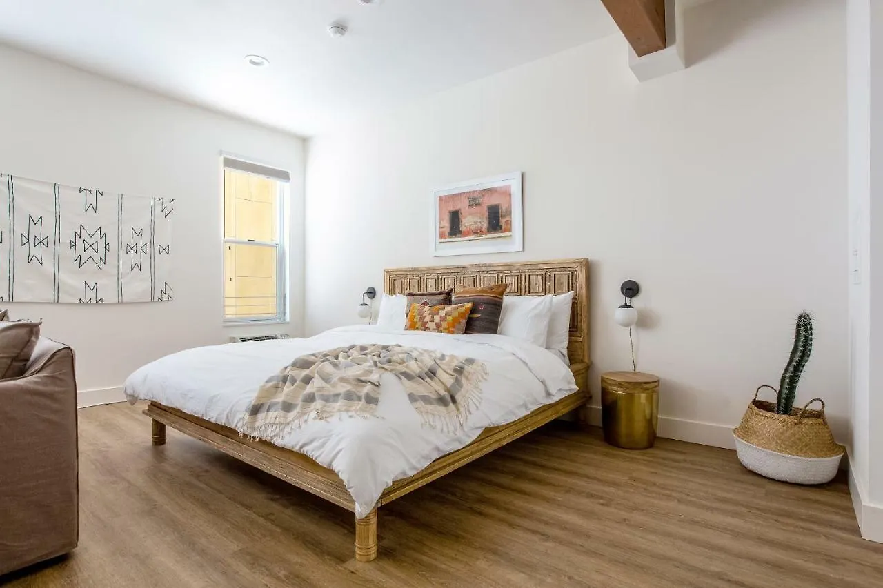 Aparthotel Sonder The State 4*