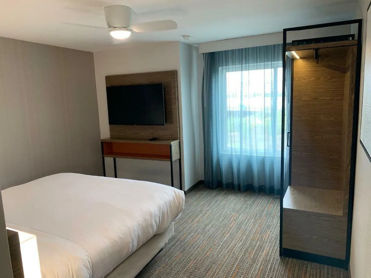 Azul And Suites Mira Mesa 2*