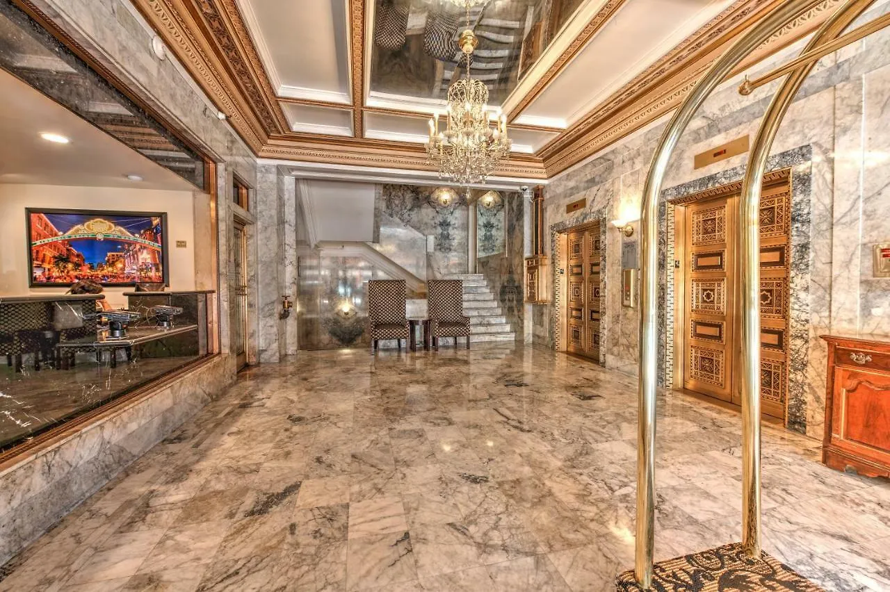 Gaslamp Plaza 4*