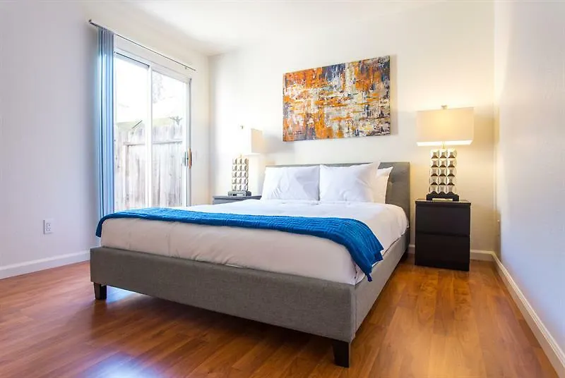 Smart 2br In Hillcrest By Sonder Hotel